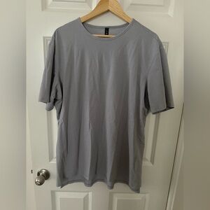 Lululemon Men’s Distressed Gray Short Sleeve Shirt Size XXL